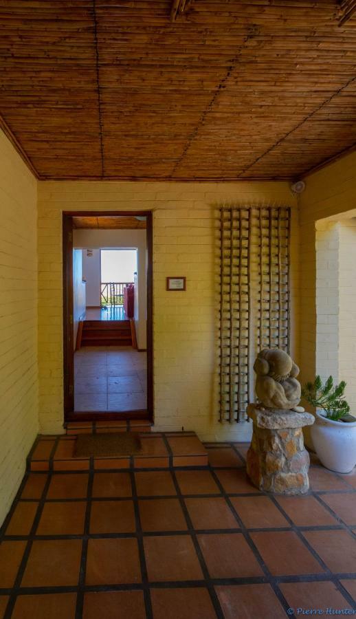 Shutters On Hilltop, Scarborough Extérieur photo